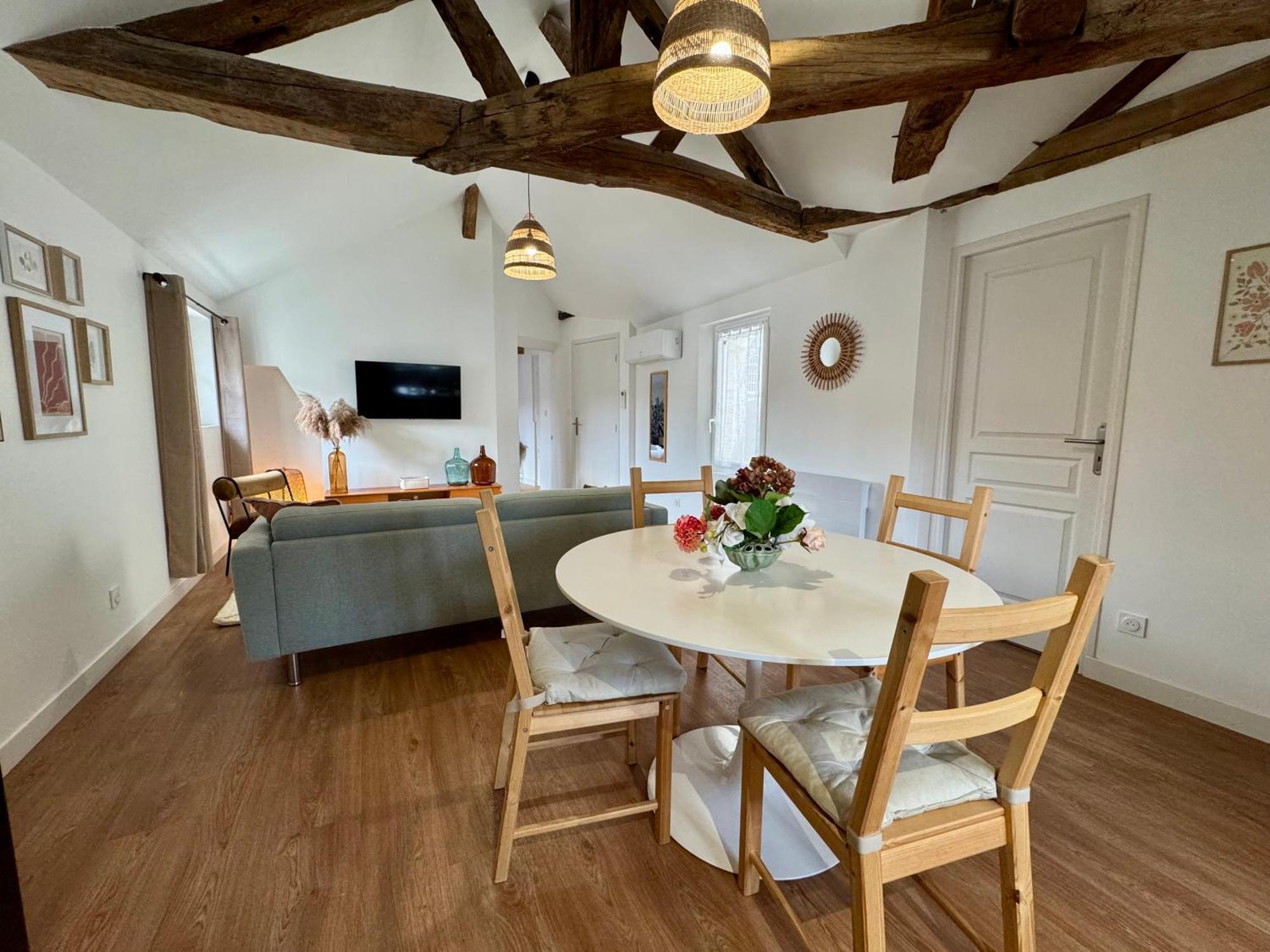 Appartement Centre Ville Climatise Vue Chateau Saumur Luaran gambar