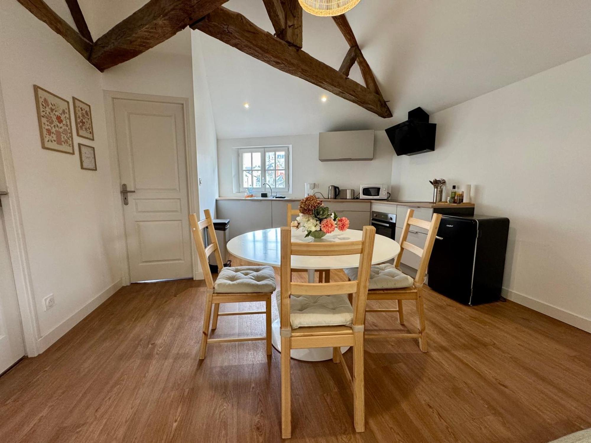 Appartement Centre Ville Climatise Vue Chateau Saumur Luaran gambar